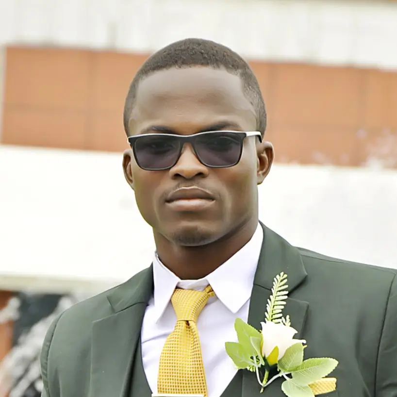 Portrait professionnel de Remy Ablamvi AGBOKPE